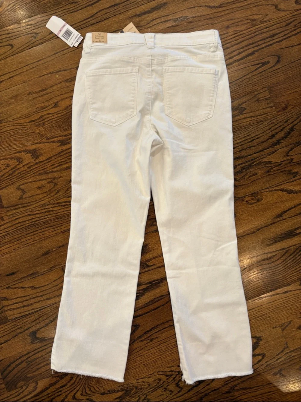 Democracy White Ankle Kick Flare Jeans with Ab technology size 6 - Picture 6 of 8